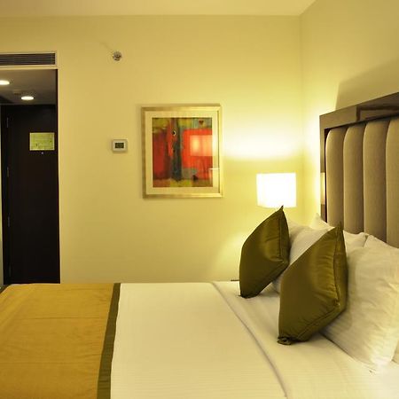 מלון העיר בנגלור Adarsh Hamilton מראה חיצוני תמונה